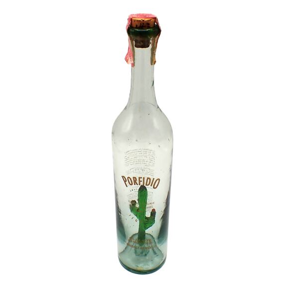 Porfidio Anejo EMPTY Bottle #7583 Green Cactus Hand Blown Art Glass 750ml VG - Picture 1 of 15